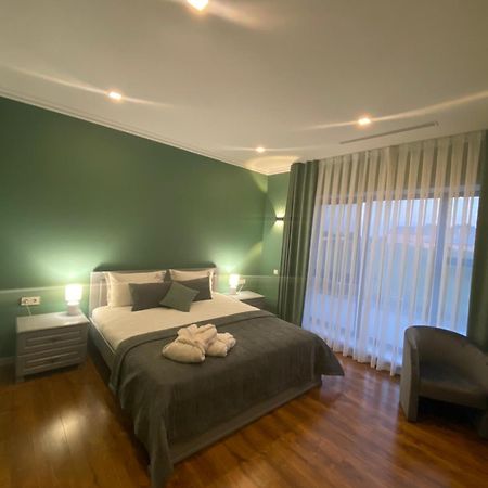 Royal Rest Διαμέρισμα Bilokrynychchya Εξωτερικό φωτογραφία