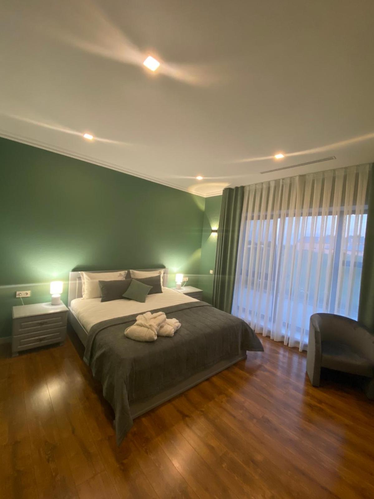 Royal Rest Διαμέρισμα Bilokrynychchya Εξωτερικό φωτογραφία